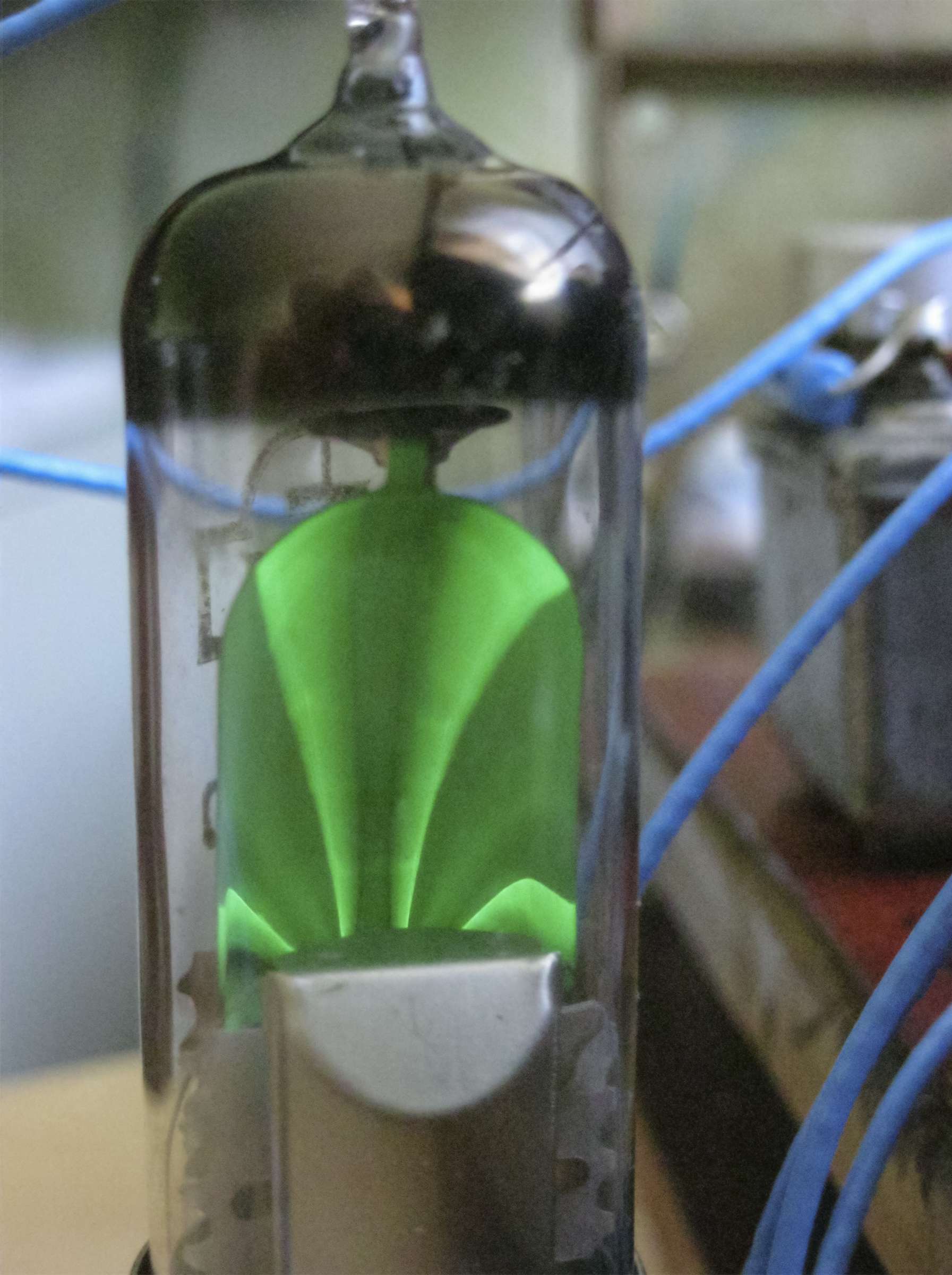 Усилитель с нестандартным использованием ламп при проведении испытаний